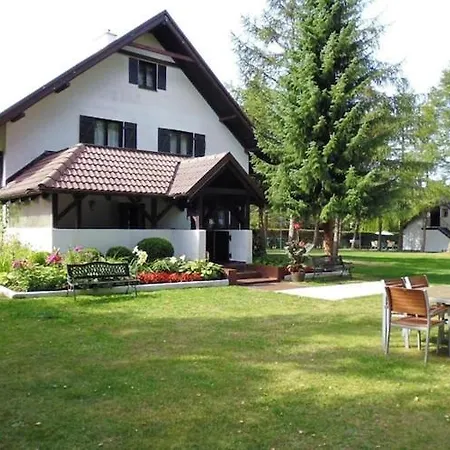 Comfortable With A Private Garden Vakantiehuis Lubiatowo (Pomerania)