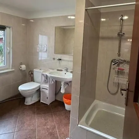Comfortable With A Private Garden *